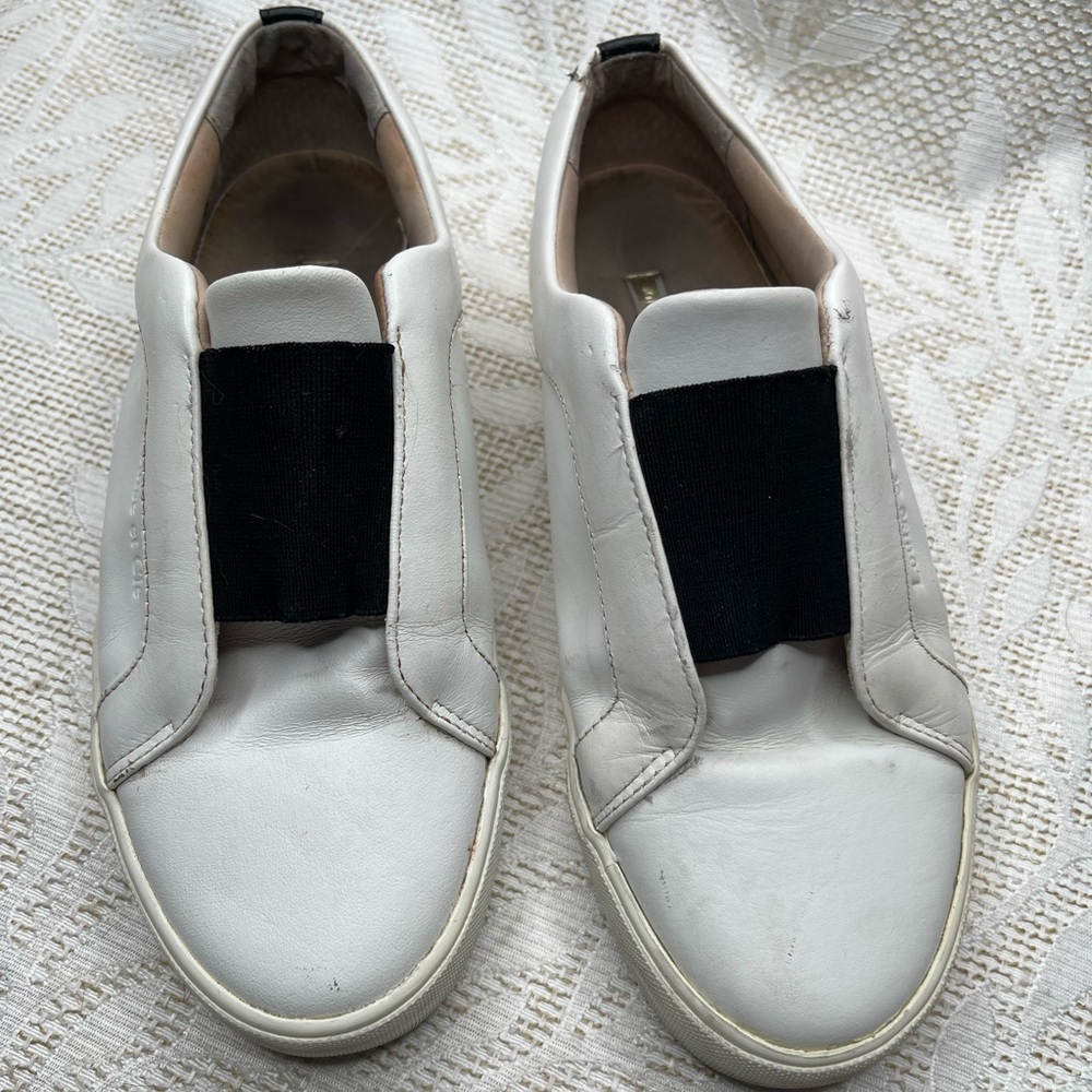 Louise et Cie Lo-Bette no lace White Leather shoes women’s 7
